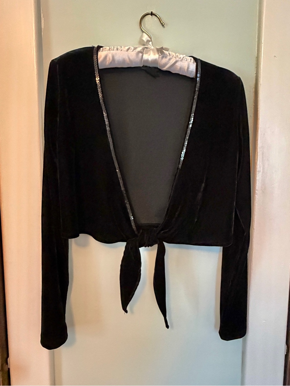 🌹 ninety brand Black Velvet Tie-Front Womens jacket & Top with Sequin Trim #0098 - Picture 3 of 16
